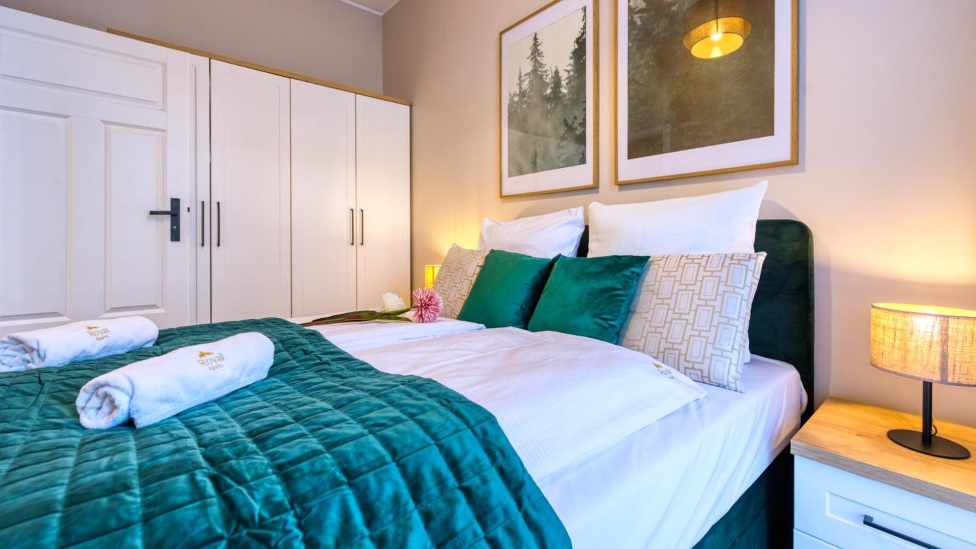 Ostoja Vip Ze Strefa Relaksu I Pokojem Zabaw By Royal Aparts Apartment *