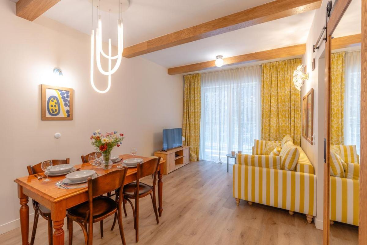 Ostoja Vip Ze Strefa Relaksu I Pokojem Zabaw By Royal Aparts Apartment *